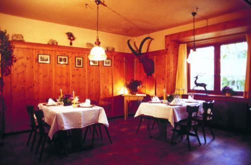 Gasthaus Alte Post Zillis Buitenkant foto