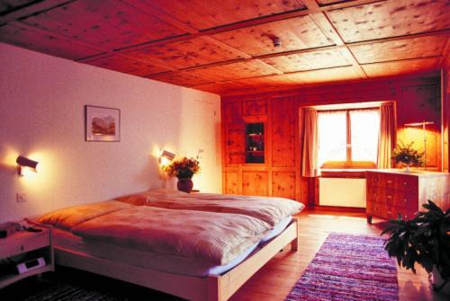 Gasthaus Alte Post Zillis Kamer foto